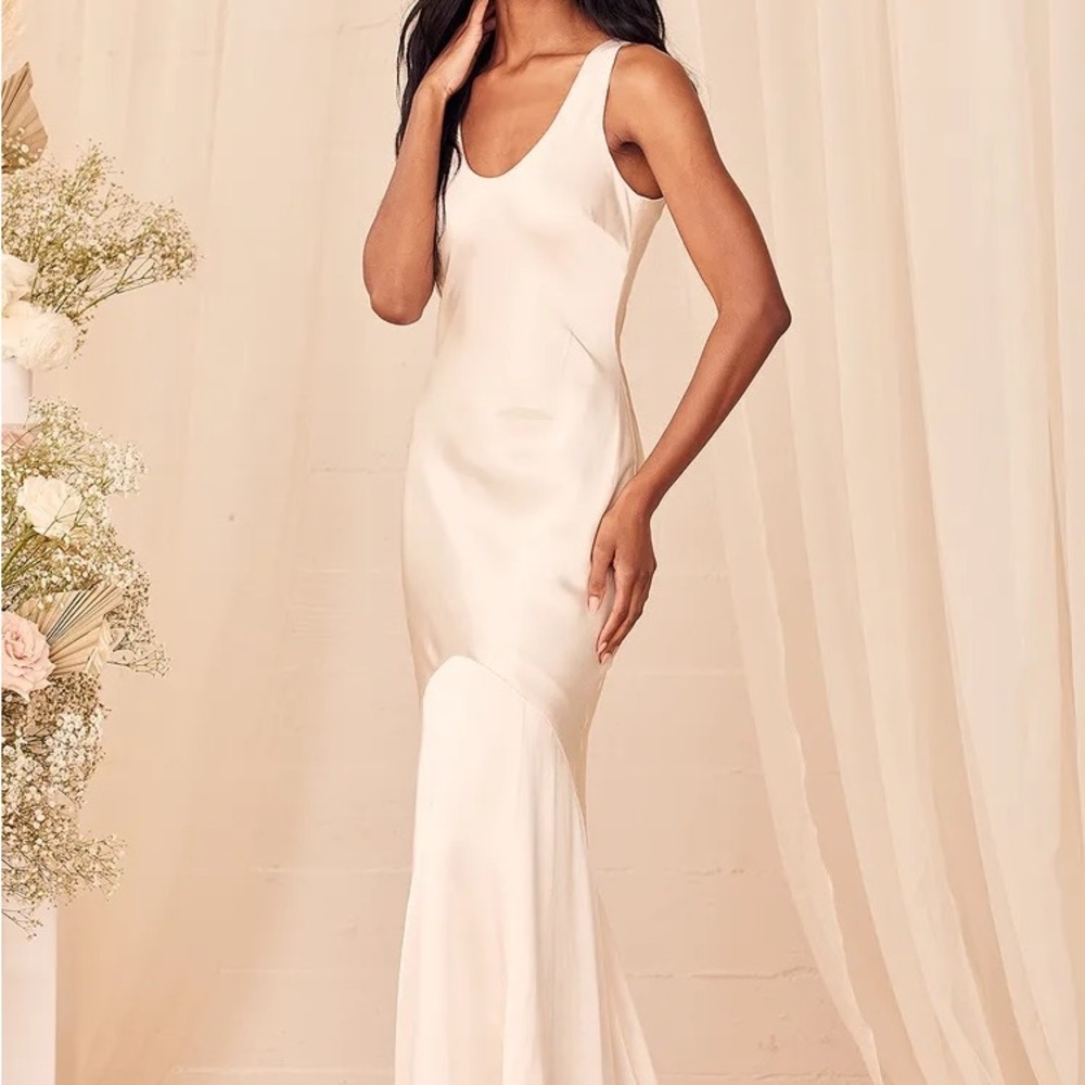 NWT lulus 
Love All of Me Champagne Satin Maxi Dress